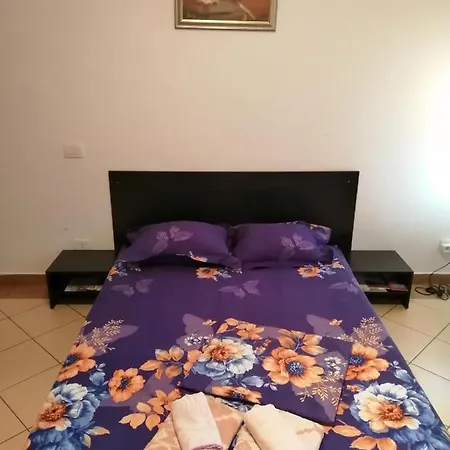 Batistei Studio Διαμέρισμα *